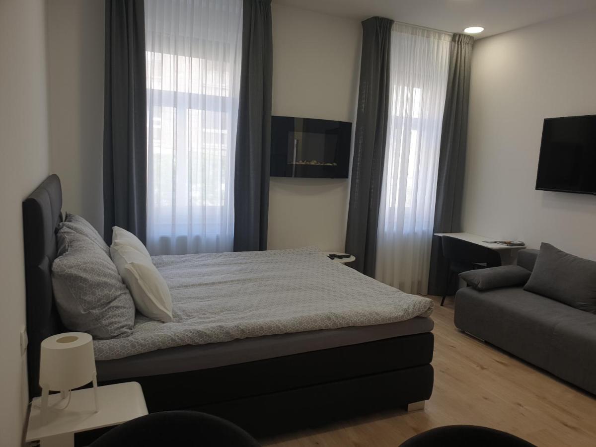 City Center Main Square Apartments Zagabria Esterno foto